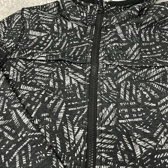 Ivivva size 14 Warm Moments Cotten fleece jacket - Picture 3 of 7